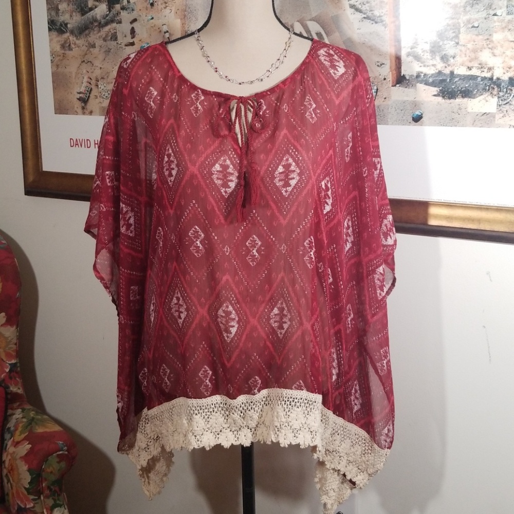 Hollister pattern burgandy and cream tunic. Size M